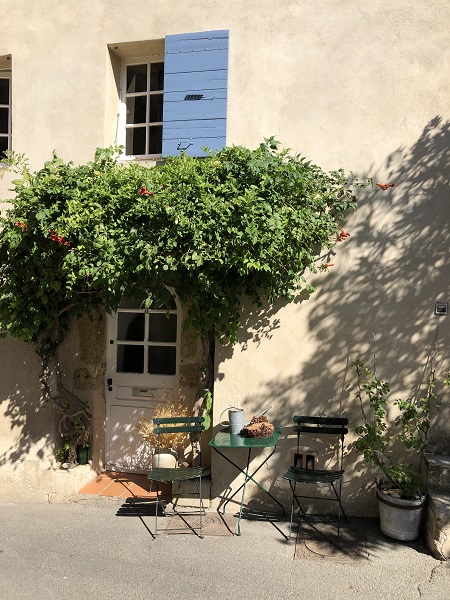 provenza-quali-borghi-visitare-lourmarin